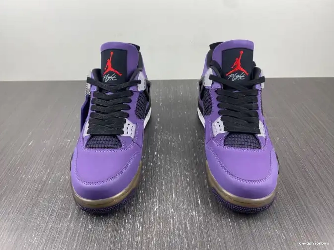 (Friends Retro LN4 4 Purple and Jordan Scott Family) 766296 Travis 0429